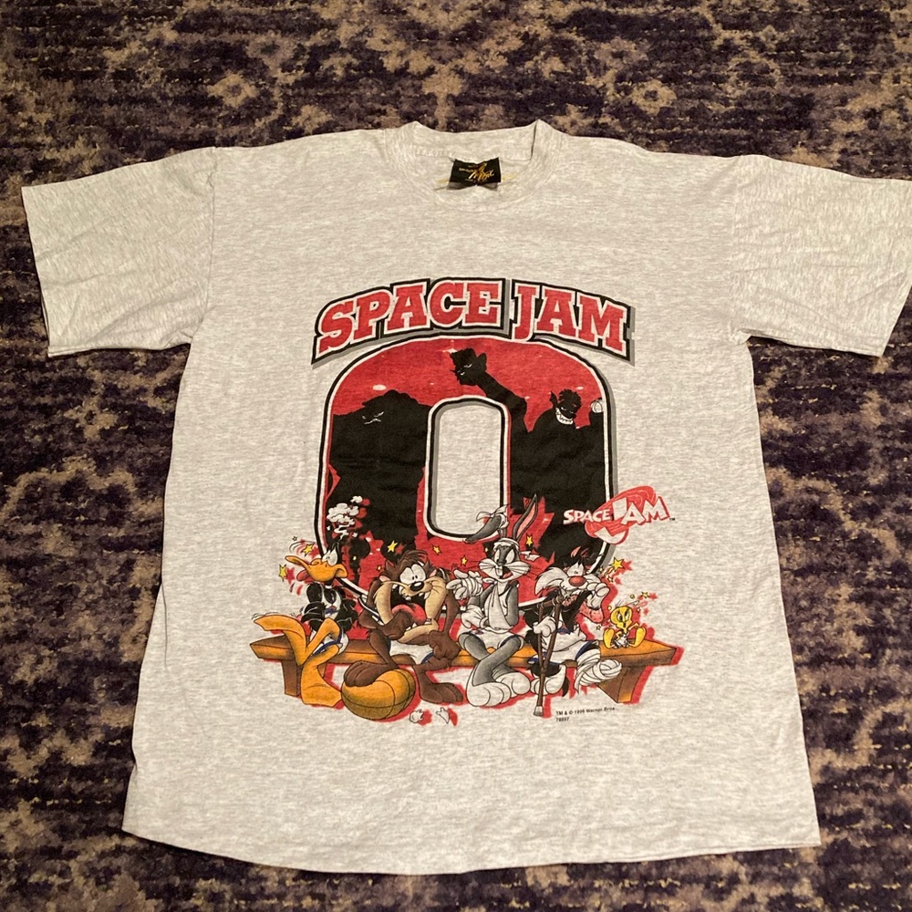 Vintage Single Stitch 1996 Looney
Tunes Space Jam T-Shirt
